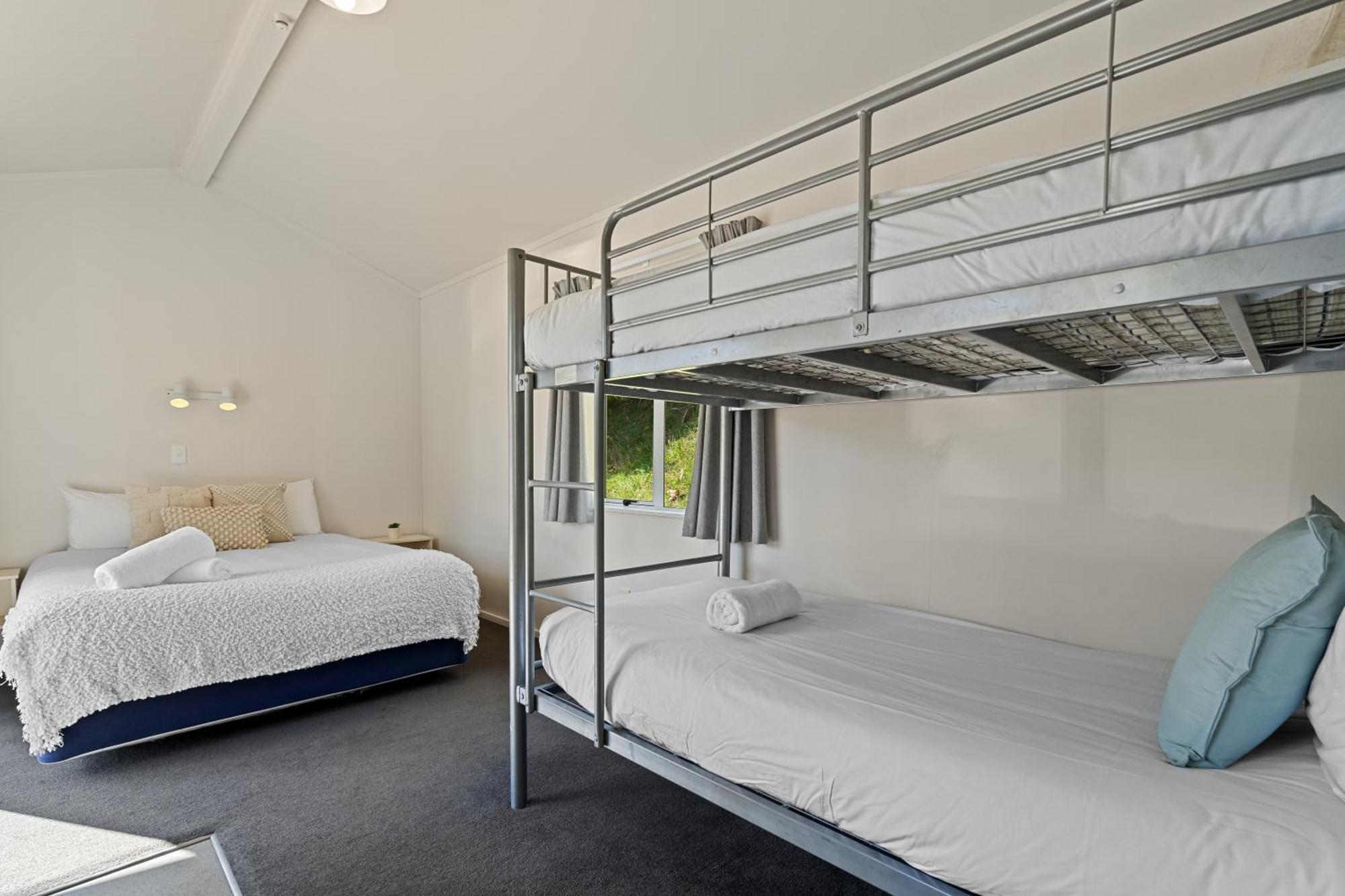 Tasman Holiday Parks Picton Exterior foto A bunk bed