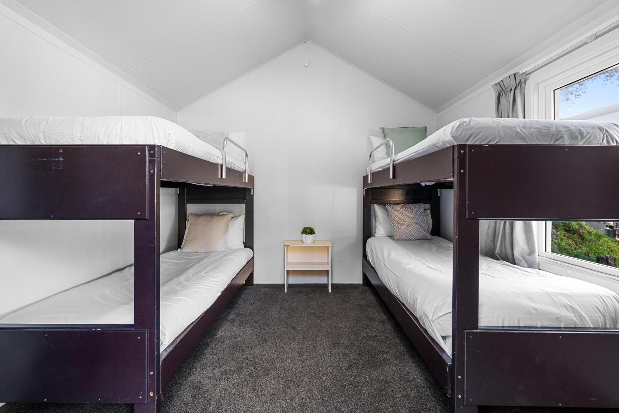 Tasman Holiday Parks Picton Exterior foto Bunk beds